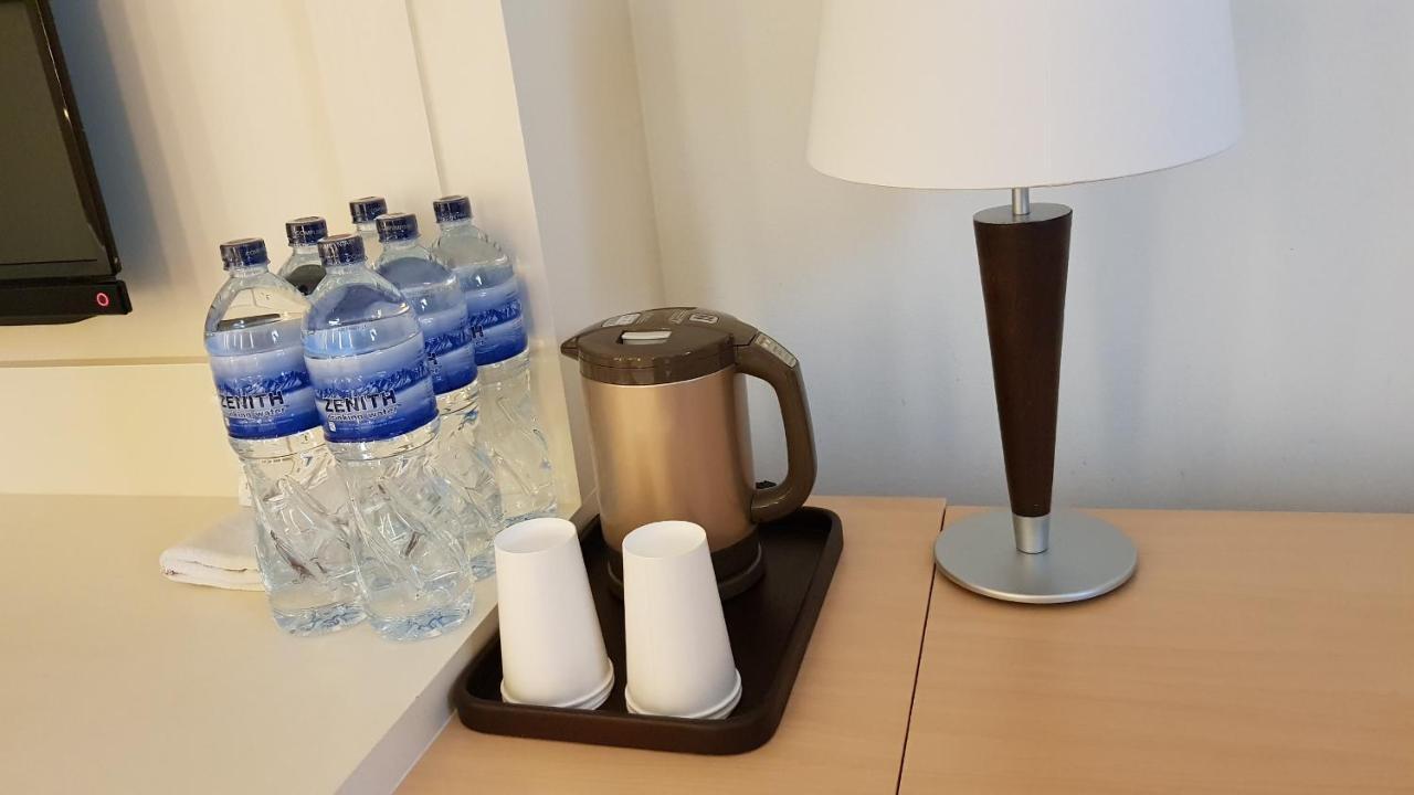 Zenith Sukhumvit Hotel Bangkok Luaran gambar