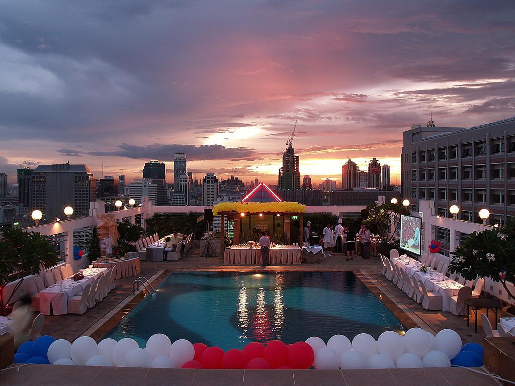 Zenith Sukhumvit Hotel Bangkok Luaran gambar
