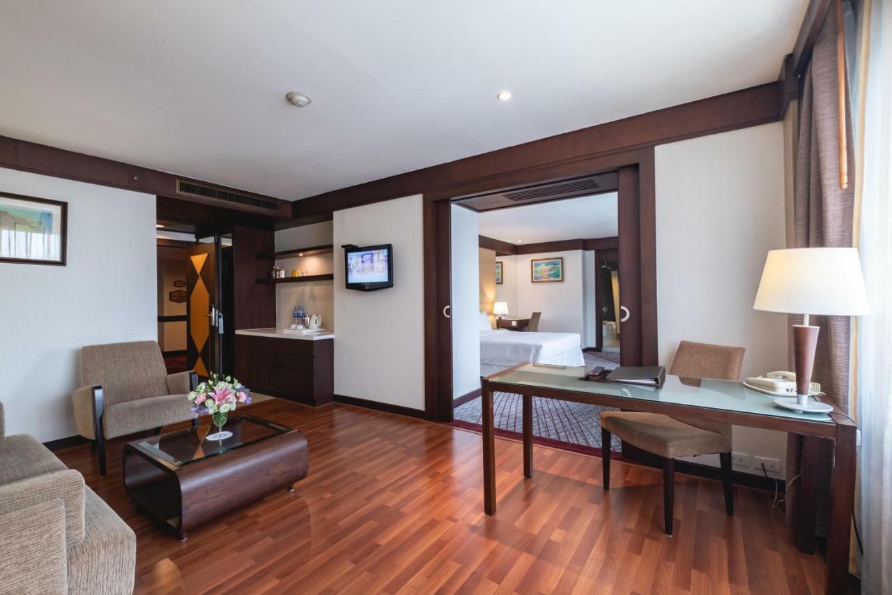 Zenith Sukhumvit Hotel Bangkok Luaran gambar