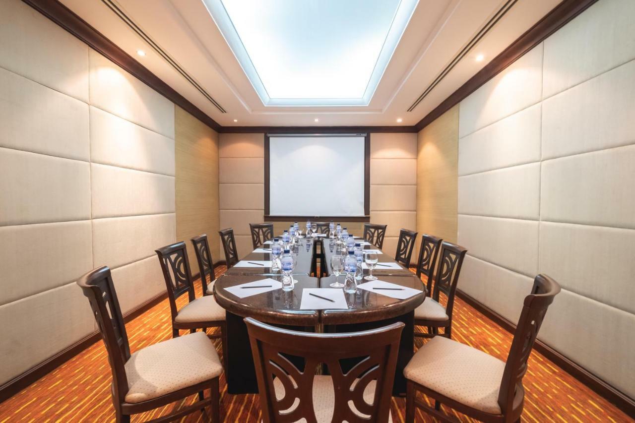 Zenith Sukhumvit Hotel Bangkok Luaran gambar