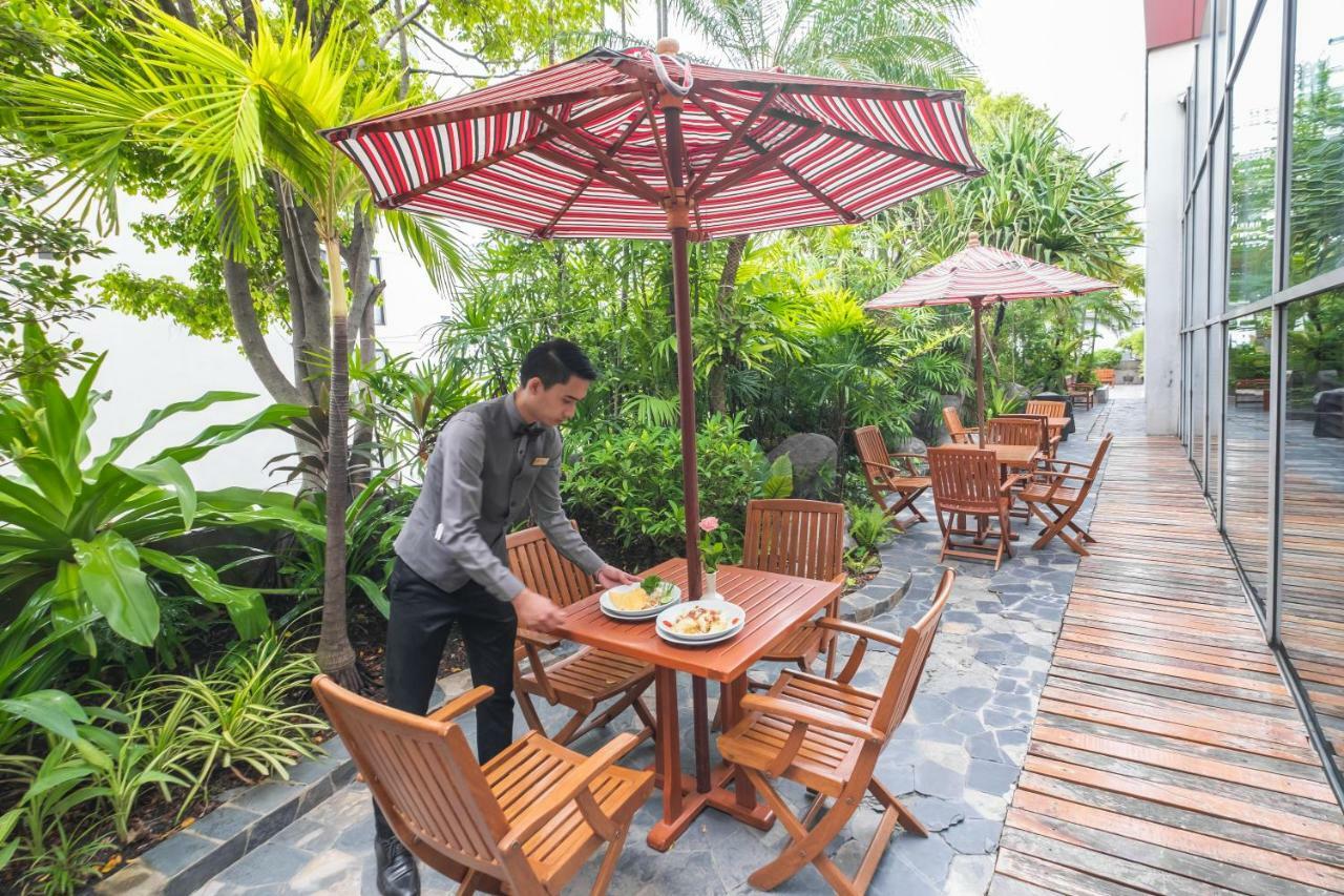Zenith Sukhumvit Hotel Bangkok Luaran gambar